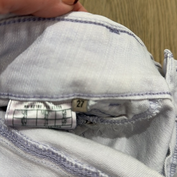 Guess light lavender jeans - Picture 6 of 7